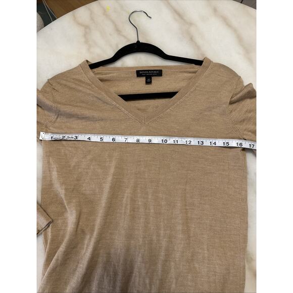 Banana Republic 100% Merino Wool V-Neck Sweater Women’s XS Beige - Picture 6 of 8